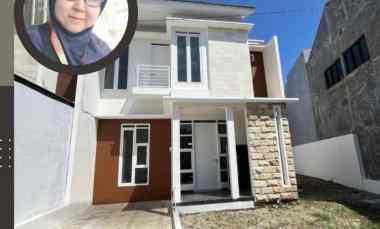 rumah 2 lantai type 88 ready stock syariah ponorogo