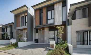 rumah 2 lantai view gunung