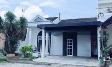 rumah 2 lantai villa esperanza ngaliyan