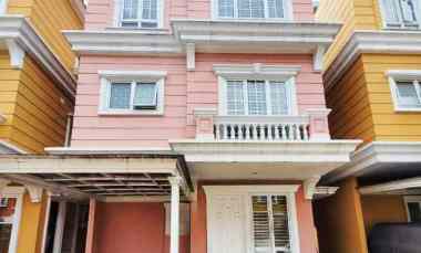 rumah 3 lantai di cluster omaha village gading serpong