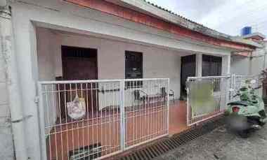 rumah 600 jutaan di tengah kota depok dekat stasiun