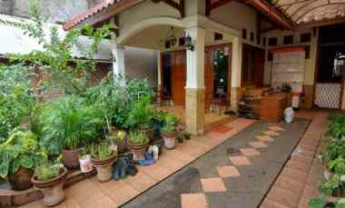 rumah akses 2 mobilea bukit duri 2 km ke stasiun tebet