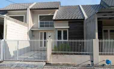 rumah alana cemandi sidoarjo