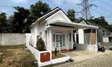 Rumah American Farm House Minimalis Murah Meriah