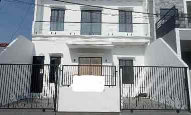 rumah babatan pantai timur strategis new