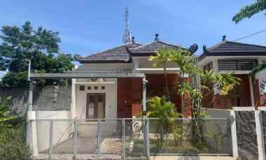 rumah bagus dalam perumahan di prambanan klaten