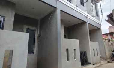 rumah baru 2 lantai minimalis di condet jaktim