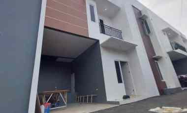 rumah baru 2 lantai siap huni di ciracas jakarta timur