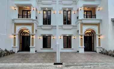 rumah baru american classic di kebagusan jaksel