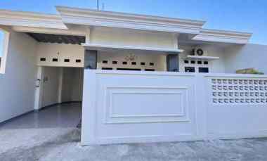 rumah baru banguntapan harga rp890 juta nett