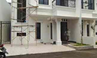 Rumah Baru Dalm Cluster dekat Mall Pondok Gede Bekasi