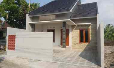 rumah baru dekat jl palagan km 11 dekat obelix village