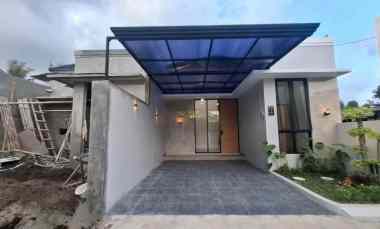 Rumah Baru Desain Cantik, dekat Sleman City Hall