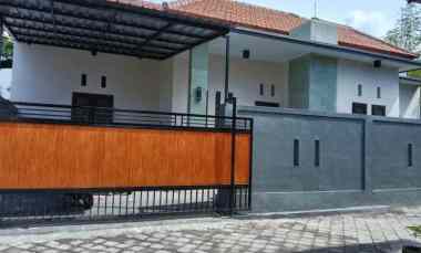 rumah baru diabianbase kapal mengwi deket ke canggu