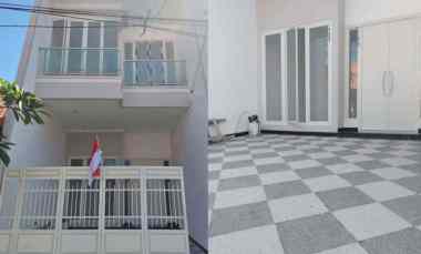 Rumah Baru Gress Siap Huni di Mulyosari Utara