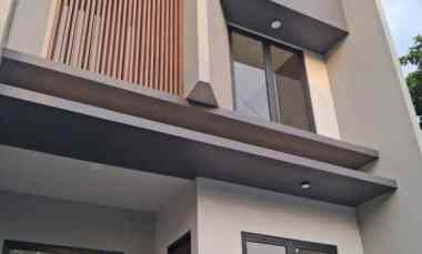 rumah baru modern 2 lantai manyar jaya