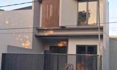 rumah baru modern 2 lantai manyar jaya strategis
