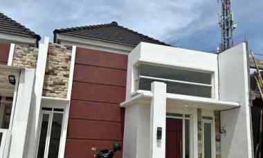 Rumah Baru Perumahan Sukun Kota Malang