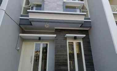 Rumah Dijual di RAYA MULYOSARI UTARA