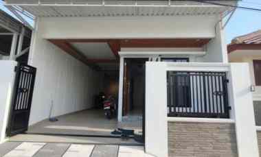 rumah baru siap huni 2 lantai di cipayung jaktim