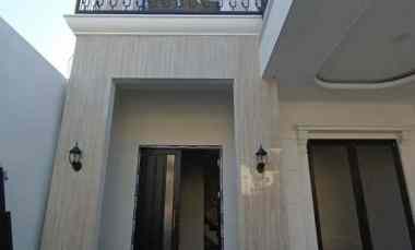 rumah baru siap huni 2 lantai di sulfat malang