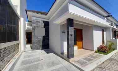 Rumah Baru Siap Huni dekat Rs Uad di Sleman