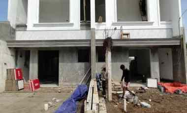 gambar rumah baru siap huni di pekayon bekasi