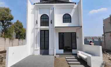 Rumah Berkonsep Villa Dibawah 1m