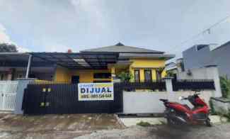 Rumah Besar dalam Komplek Cisaranten Kulon Arcamanik