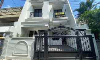 Rumah Bikin Bergetar di Rawamangun, jl Ikan2