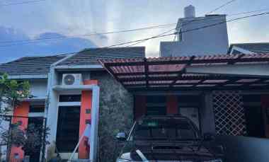 Rumah Bumi Asri Cihanjuang dekat ke Sarijadi