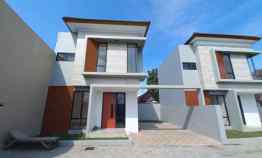 Rumah Cantik 2 Lantai Under 1m dalam Kota Jogja