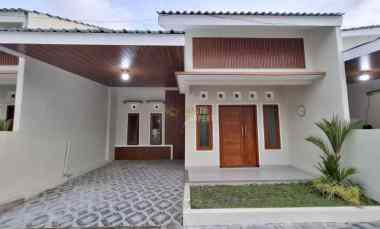 rumah cantik dalam cluster di purwomartani sleman