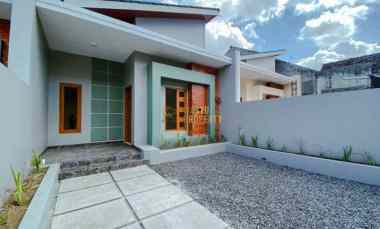 rumah cantik dalam cluster di purwomartani sleman