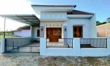 rumah cantik luas dekat jalan raya pyungan prambanan