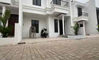 Rumah Cantik Siap Huni di Jatibening dekat Jalan Ratna
