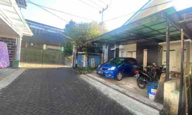 gambar rumah cigugur girang ciwaruga parongpong bandung barat