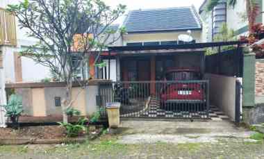 rumah cihanjuang atas siap huni