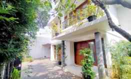 Rumah Bergaya Modern Minimalis di Cipete Jakarta Selatan