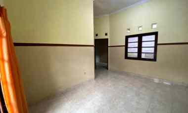 gambar rumah cluster hanya 1 menit dari jakal km 10