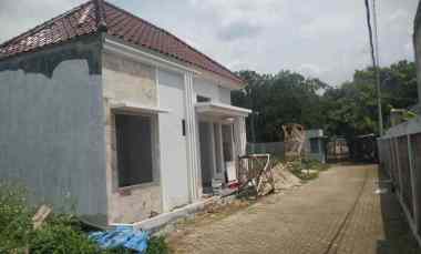 rumah cluster jatirangga residence