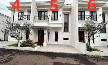 rumah cluster posisi hook di pondok gede kota bekasi