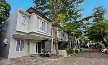 rumah dalam cluster exclusive di kebagusan