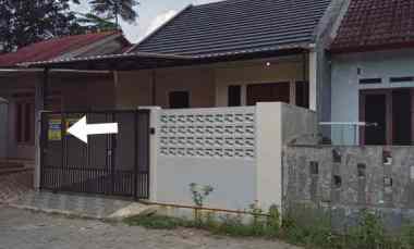 rumah dekat tol dan stasiun jatake