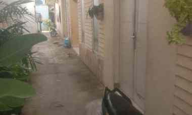 rumah dempet minimalis asri