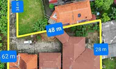 rumah dengan tanah luas di bambu apus cipayung