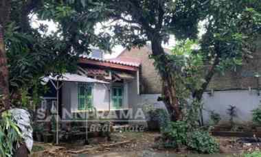 rumah dengan tanah luas di belakang margo city depok