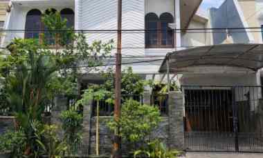 rumah dharmahusada indah strategis siap huni marmer