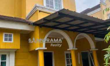 Rumah di Cluster Belanda Telaga Golf Sawangan