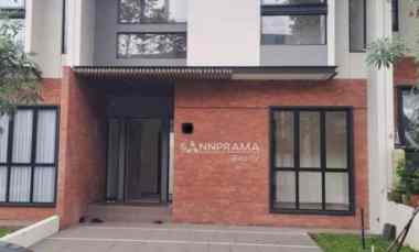 rumah di cluster exclusive sutera sawangan rich